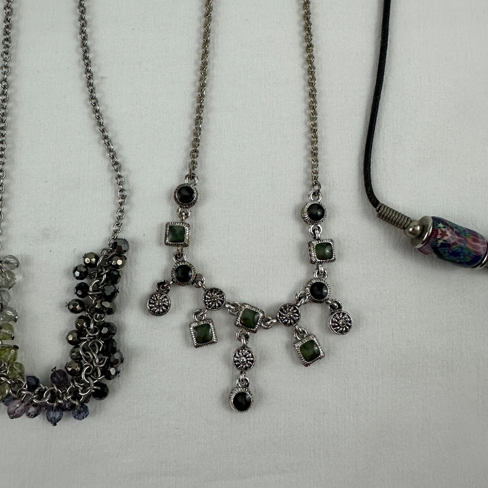 Necklaces - Set of 8 different small necklaces